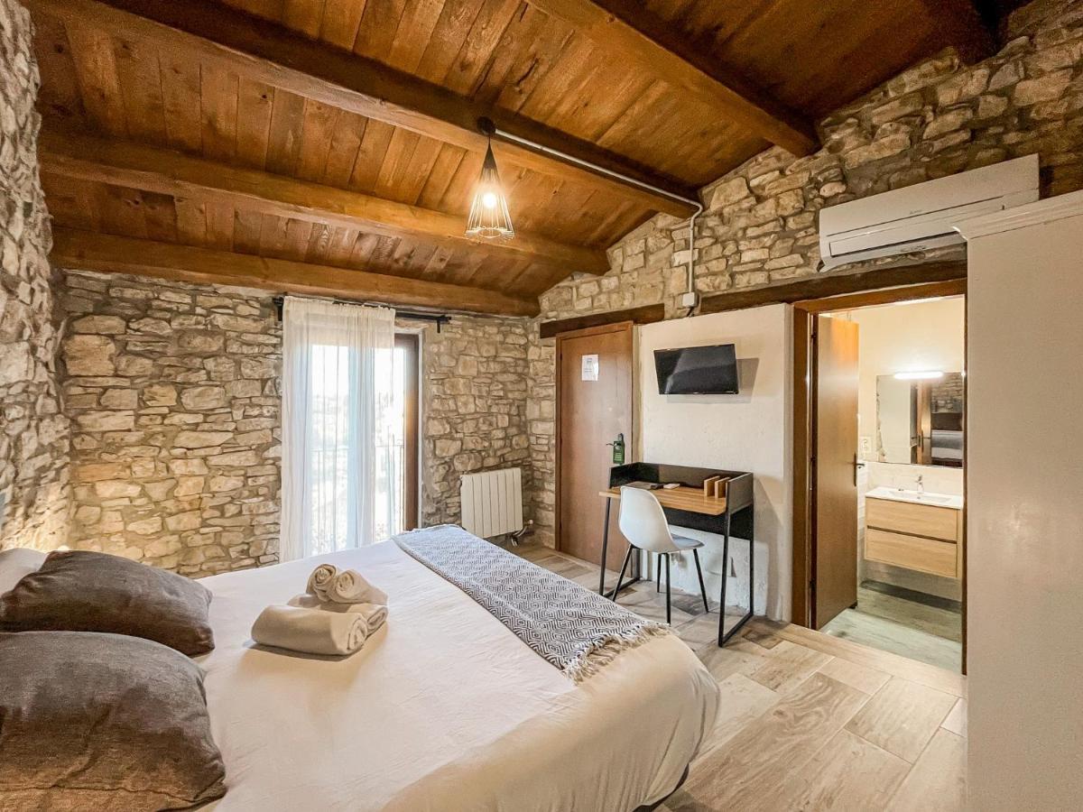 El Forn De Freixenet Con Servicios De Un Hotel Lleida Exteriör bild